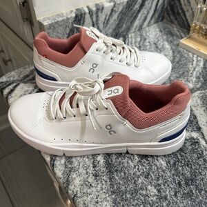 On Cloud Roger Advantage Shoes